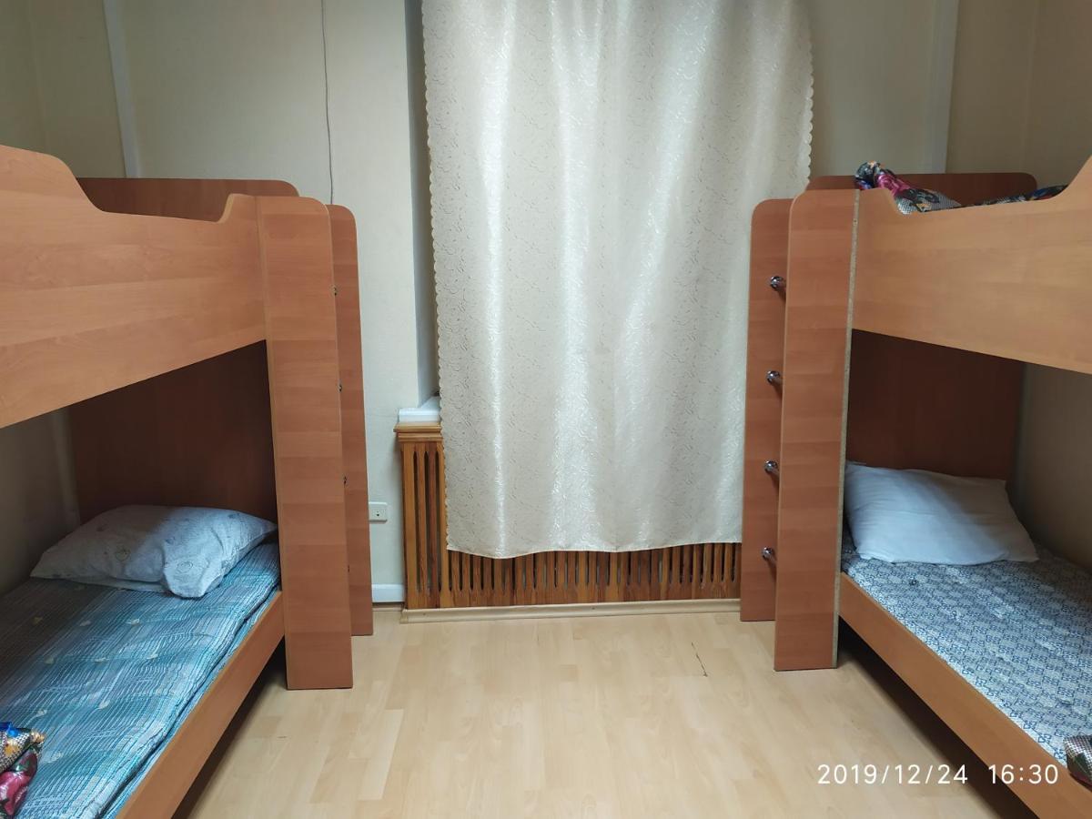Auberge de jeunesse Подушка à Kherson Extérieur photo